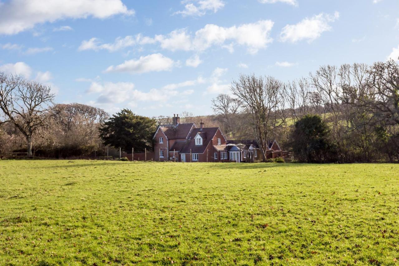 Yards Brake On 40 Acres Of Private Land Villa Langton Matravers Exterior photo
